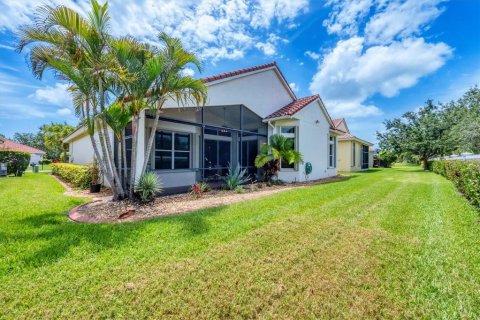 Villa ou maison à vendre à Sarasota, Floride: 2 chambres, 206.15 m2 № 1795911 - photo 24