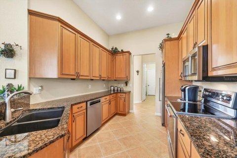 Villa ou maison à vendre à Sarasota, Floride: 2 chambres, 206.15 m2 № 1795911 - photo 9