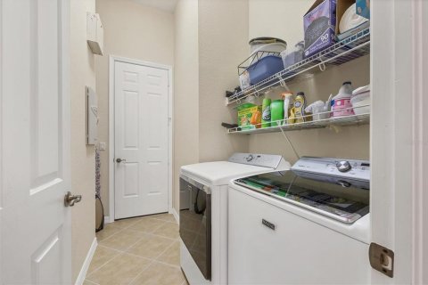 Villa ou maison à vendre à Sarasota, Floride: 2 chambres, 206.15 m2 № 1795911 - photo 22