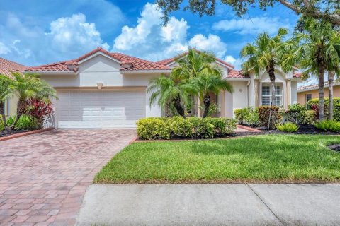 Villa ou maison à vendre à Sarasota, Floride: 2 chambres, 206.15 m2 № 1795911 - photo 1