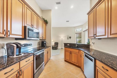 Villa ou maison à vendre à Sarasota, Floride: 2 chambres, 206.15 m2 № 1795911 - photo 10