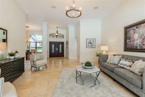 House in Tampa, Florida 4 bedrooms, 299.52 sq.m. № 1684610 - photo 11