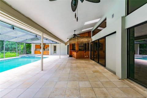 House in Tampa, Florida 4 bedrooms, 299.52 sq.m. № 1684610 - photo 25
