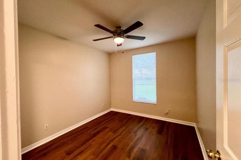Touwnhouse à louer à Wesley Chapel, Floride: 3 chambres, 144.83 m2 № 2325058 - photo 7