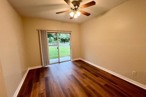 Touwnhouse à louer à Wesley Chapel, Floride: 3 chambres, 144.83 m2 № 2325058 - photo 5