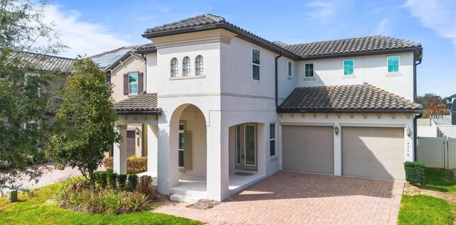 Casa en Winter Garden, Florida 4 dormitorios, 286.79 m2 № 2112321
