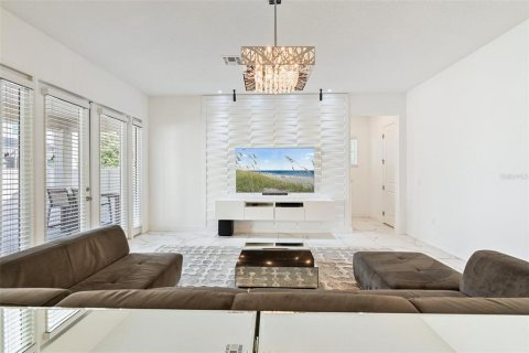 Casa en venta en Winter Garden, Florida, 4 dormitorios, 286.79 m2 № 2112321 - foto 15