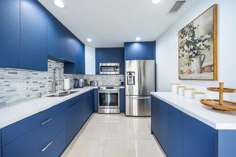 Купить виллу или дом в Хайалиа, Флорида 3 спальни, 127.93м2, № 1938153 - фото 13