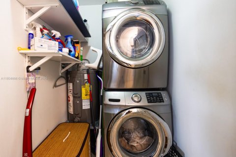 Купить виллу или дом в Хайалиа, Флорида 3 спальни, 127.93м2, № 1938153 - фото 16