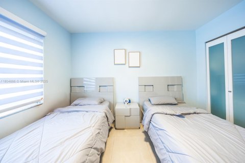 Купить виллу или дом в Хайалиа, Флорида 3 спальни, 127.93м2, № 1938153 - фото 20