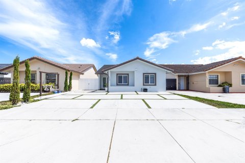 Купить виллу или дом в Хайалиа, Флорида 3 спальни, 127.93м2, № 1938153 - фото 5