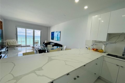Copropriété à louer à Miami Beach, Floride: 2 chambres, 76.55 m2 № 1996828 - photo 17