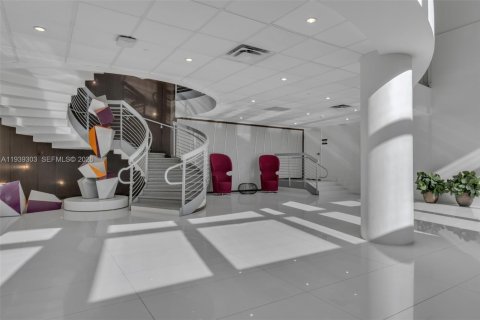 Copropriété à louer à Miami Beach, Floride: 2 chambres, 76.55 m2 № 1996828 - photo 29