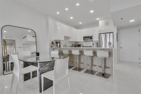 Copropriété à louer à Miami Beach, Floride: 2 chambres, 76.55 m2 № 1996828 - photo 6