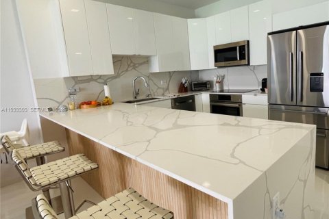 Copropriété à louer à Miami Beach, Floride: 2 chambres, 76.55 m2 № 1996828 - photo 8