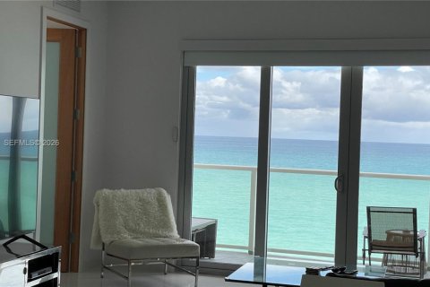 Copropriété à louer à Miami Beach, Floride: 2 chambres, 76.55 m2 № 1996828 - photo 2