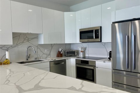 Copropriété à louer à Miami Beach, Floride: 2 chambres, 76.55 m2 № 1996828 - photo 21