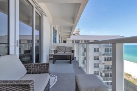 Copropriété à louer à Miami Beach, Floride: 2 chambres, 76.55 m2 № 1996828 - photo 22