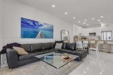 Copropriété à louer à Miami Beach, Floride: 2 chambres, 76.55 m2 № 1996828 - photo 23