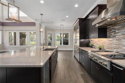 Casa en venta en Orlando, Florida, 5 dormitorios, 378.58 m2 № 2225608 - foto 22