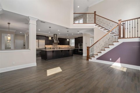 Casa en venta en Orlando, Florida, 5 dormitorios, 378.58 m2 № 2225608 - foto 17