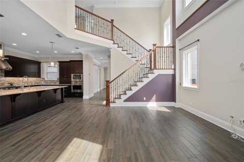 Casa en venta en Orlando, Florida, 5 dormitorios, 378.58 m2 № 2225608 - foto 18