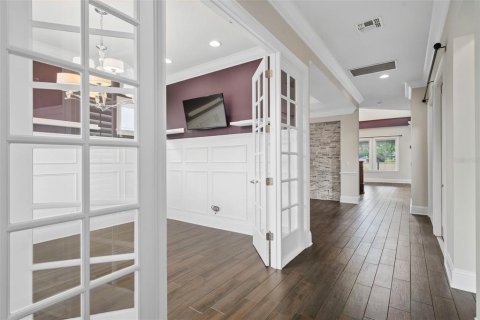 Casa en venta en Orlando, Florida, 5 dormitorios, 378.58 m2 № 2225608 - foto 7