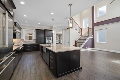 Casa en venta en Orlando, Florida, 5 dormitorios, 378.58 m2 № 2225608 - foto 24