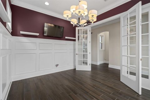 Casa en venta en Orlando, Florida, 5 dormitorios, 378.58 m2 № 2225608 - foto 10