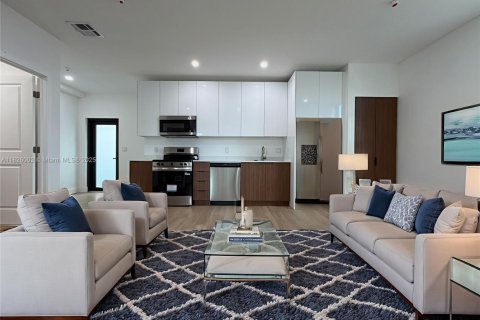 Купить коммерческую недвижимость в Майами, Флорида № 1963456 - фото 15