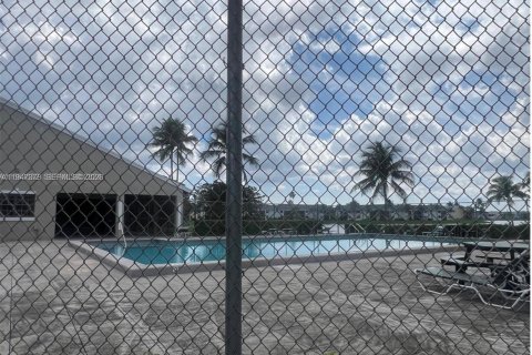 Copropriété à vendre à Homestead, Floride: 2 chambres, 89.19 m2 № 2091230 - photo 23