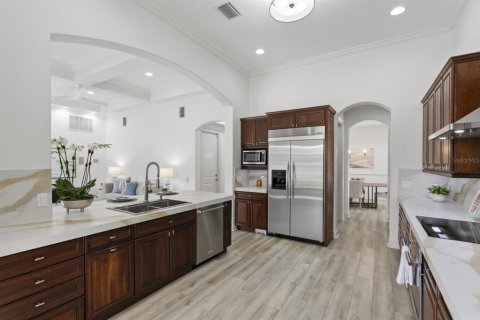 Купить виллу или дом в Тампа, Флорида 3 комнаты, 324.79м2, № 2426921 - фото 19