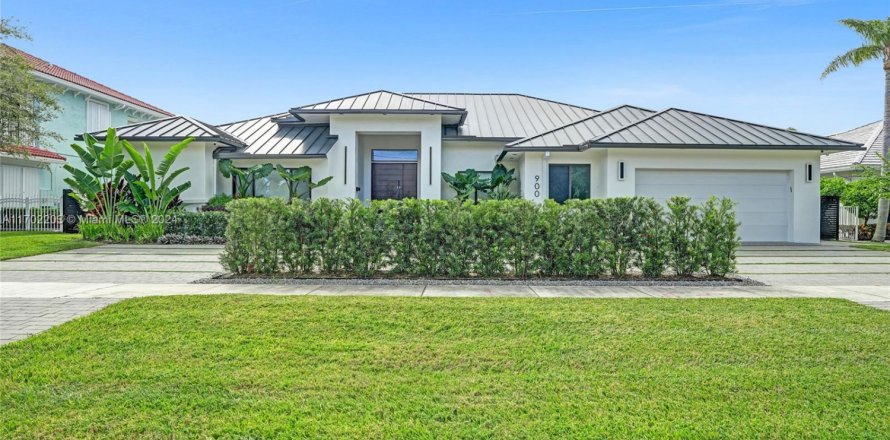 House in Hollywood, Florida 4 bedrooms № 1896444