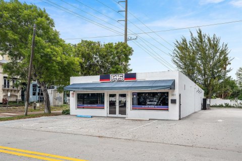 Commercial property in Delray Beach, Florida № 2175402 - photo 4