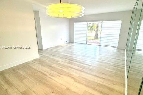 Condo in Miami, Florida, 2 bedrooms  № 1996779 - photo 19