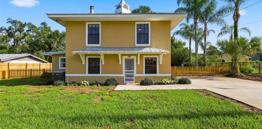 Villa ou maison à Dade City, Floride 3 chambres, 141.4 m2 № 2291247