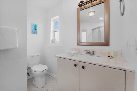 Villa ou maison à louer à Punta Gorda, Floride: 4 chambres, 279.45 m2 № 1884794 - photo 8