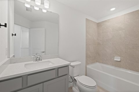 Townhouse in Melbourne, Florida 3 bedrooms, 157.84 sq.m. № 2207162 - photo 27