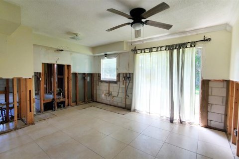 Casa en venta en Daytona Beach, Florida, 3 dormitorios, 86.96 m2 № 2229972 - foto 3