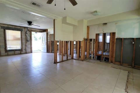 Casa en venta en Daytona Beach, Florida, 3 dormitorios, 86.96 m2 № 2229972 - foto 5