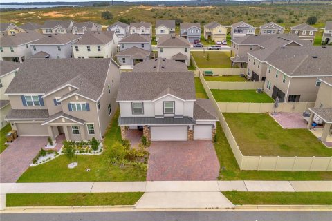 Casa en venta en Clermont, Florida, 4 dormitorios, 271.65 m2 № 1435652 - foto 3