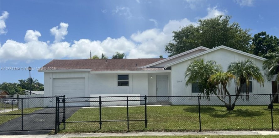 Villa ou maison à Homestead, Floride 3 chambres, 122.45 m2 № 1864826
