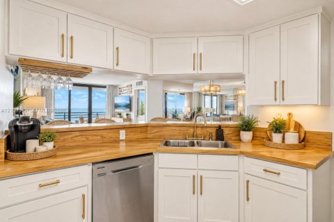 Copropriété à vendre à South Daytona, Floride: 2 chambres, 89.93 m2 № 2428093 - photo 8