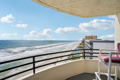 Copropriété à vendre à South Daytona, Floride: 2 chambres, 89.93 m2 № 2428093 - photo 3