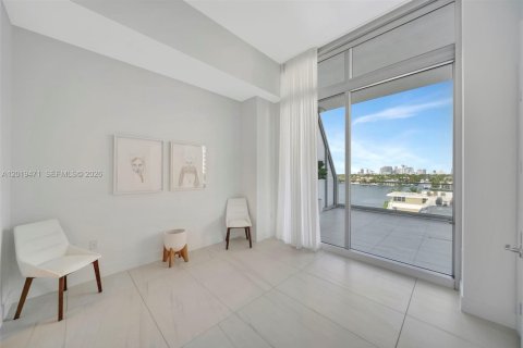 Condo in Fort Lauderdale, Florida, 2 bedrooms № 2186283 - photo 20