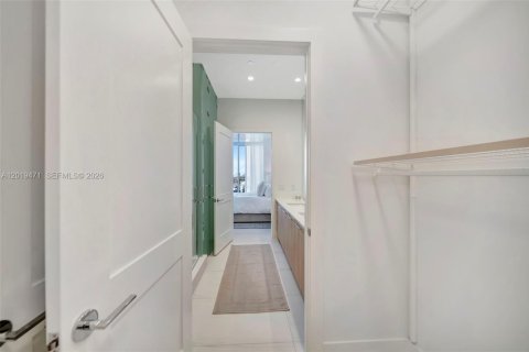 Condo in Fort Lauderdale, Florida, 2 bedrooms № 2186283 - photo 27