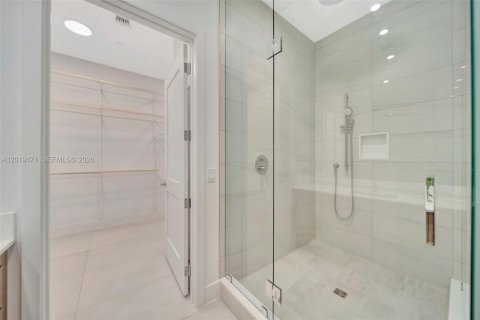 Condo in Fort Lauderdale, Florida, 2 bedrooms № 2186283 - photo 30