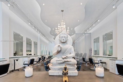 Купить коммерческую недвижимость в Корал-Гейблс, Флорида № 1964987 - фото 4