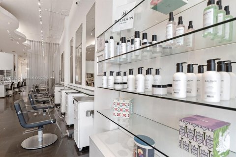 Купить коммерческую недвижимость в Корал-Гейблс, Флорида № 1964987 - фото 5