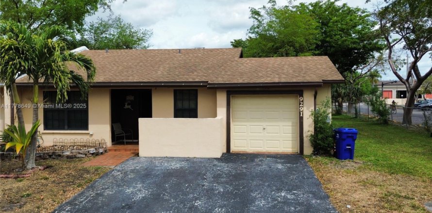 Casa en Miramar, Florida 2 dormitorios, 84.73 m2 № 1920978